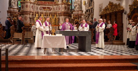 Gedenkgottesdienst in Graz: 'Tragen wir gemeinsam das Unerträgliche'